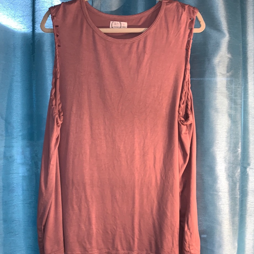 24/7 Braided Arm Tank